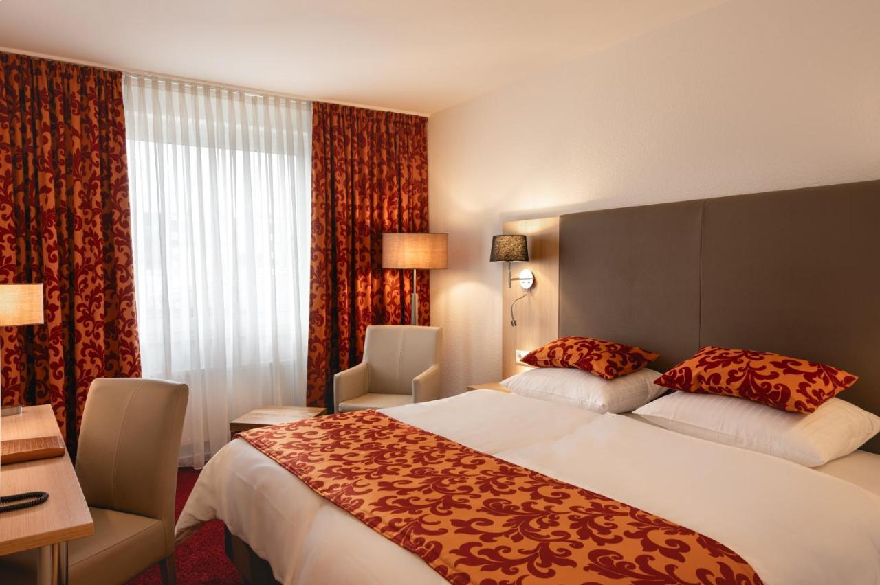 Hotel Astra Dusseldorf Exterior photo
